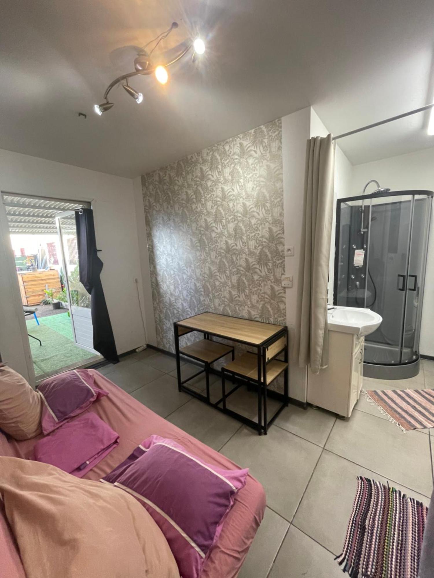 Mobilhome Pour 2 Personnes Le Tampon Exterior photo